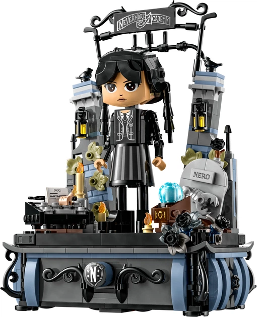 Конструктор LEGO Wednesday Фигурка Венздей Аддамс 702 детали