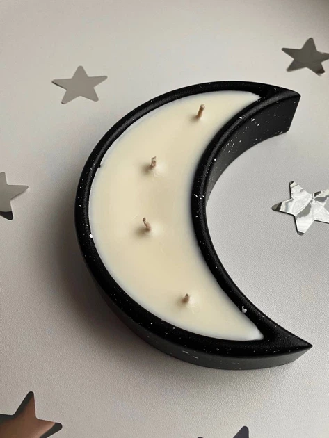 Ароматична свічка Julia's Candle Santal and coconut темний місяць 15см (6163990440333) - Фото 1 Ароматична свічка Julia's Candle Santal and coconut темний місяць 15см (6163990440333) - зображення 1