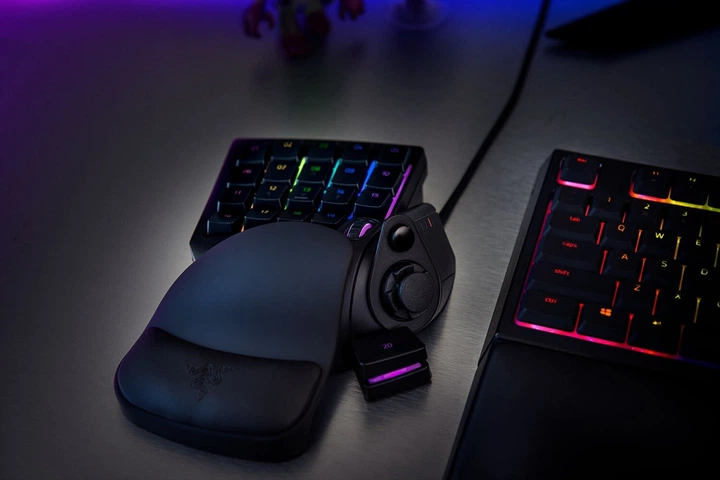Клавиатура проводная Razer Tartarus V2 (RZ07-02270100-R3M1) – фото