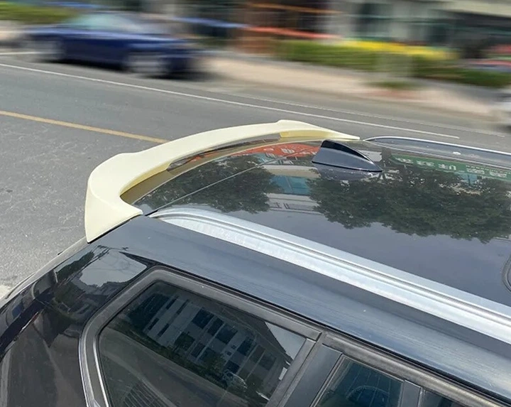 Спойлер задніх дверей BMW X3 F25 чорний глянсовий ABS-пластик - зображення 7