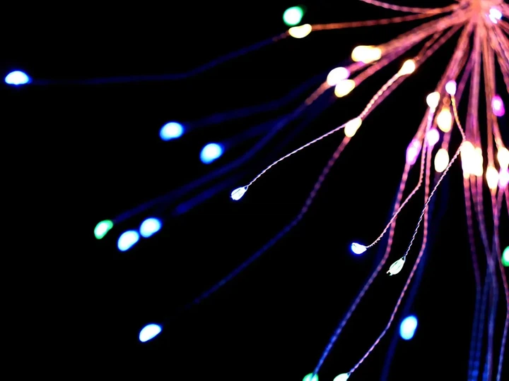 Гирлянда Штора 5 фейерверков 500LED микс 3,0x0,3м (8637/EW) - Фото 4 Гирлянда Штора 5 фейерверков 500LED микс 3,0x0,3м (8637/EW) - изображение 4