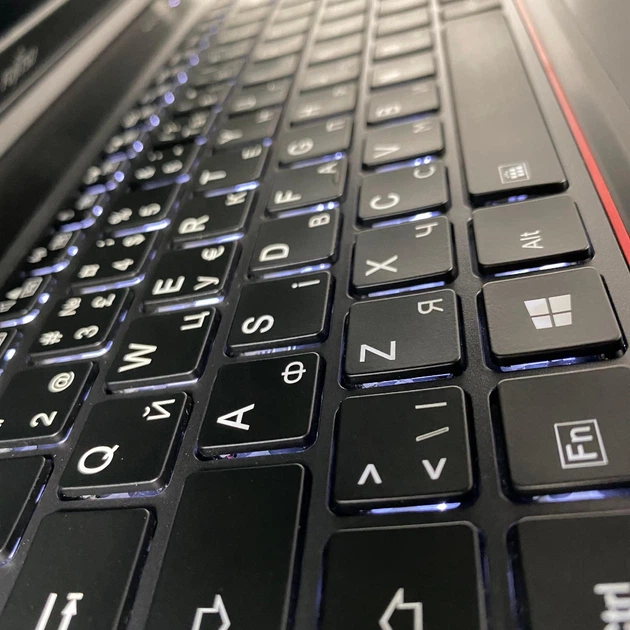 Ноутбук Fujitsu Celsius H780 15.6