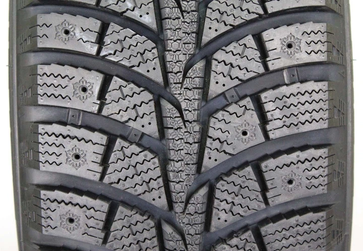 Шина 225/60R16 102T XL i Fit Ice LW71 під шип (Laufenn)