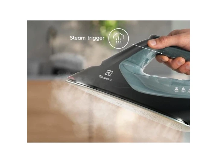 Утюг Electrolux E8SI2-6OG - зображення 4
