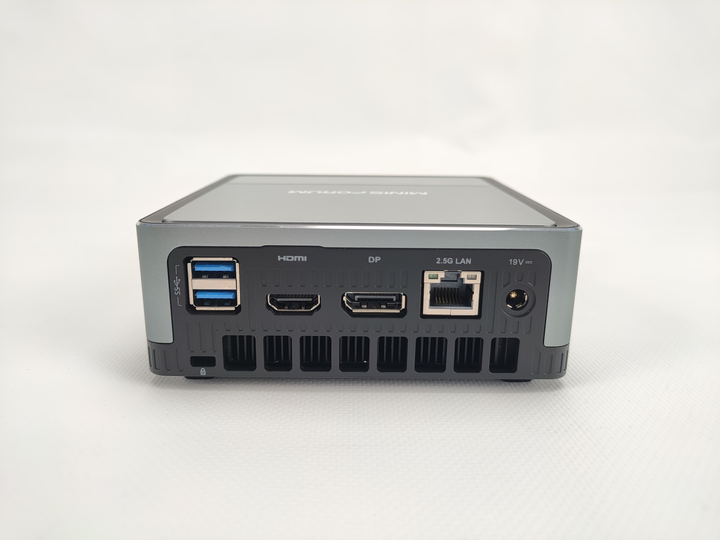 Мини ПК MINIS FORUM UM250 / AMD Embedded V1605B / RAM 16GB