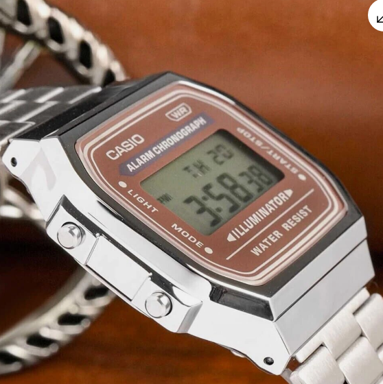 Чоловічий наручний годинник CASIO A168WA-5AYES в сріблястому кольорі з коричневим екраном. - зображення 3