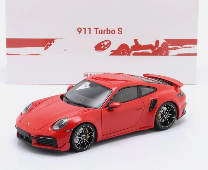 Модель автомобиля Porsche 911 (992) Turbo S Coupe Sport Design