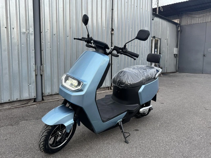Электроскутер I'VEE Bee 1500W 72v20Ah голубой (iveeBeeb) - изображение 3