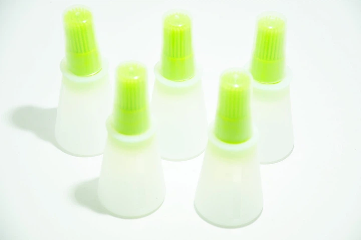 Силіконова пляшка дозатор зі щіткою Oil Mix Bottle Green 60 мл - изображение 7