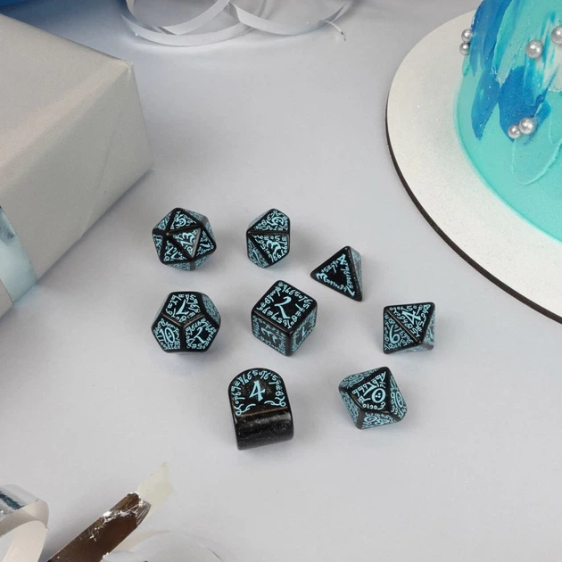 Набір кісток Q-Workshop 20-річчя Elvish Dice Kit Ельфійський 8 деталей (5907699497195) - зображення 4