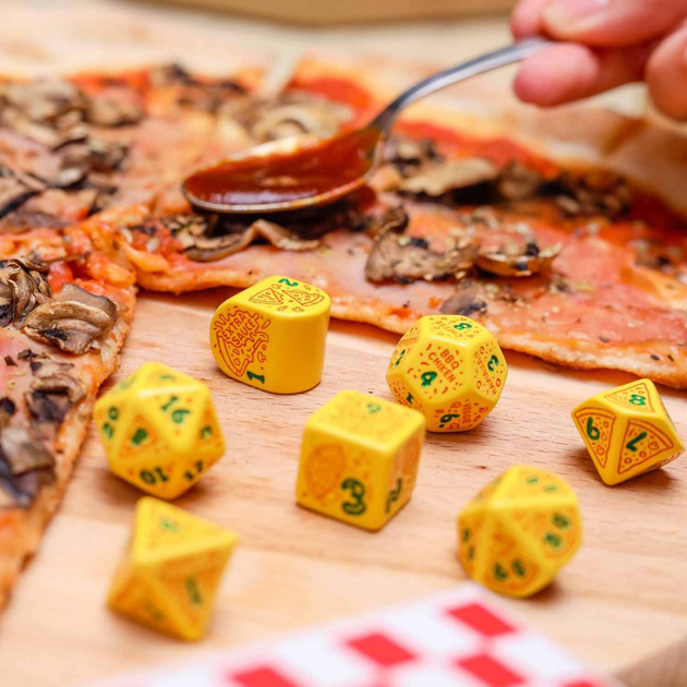 Набір кісток Q-Workshop Pizza Dice Kit Маргарита 7 деталей (5907699497447) - зображення 4