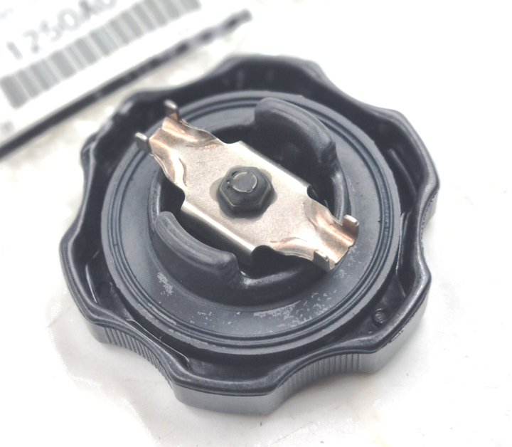 Оригинальная крышка горловины 1250A015 GALANT, Галант, OUTLANDER, Аутлендер, LANCER, Ланцер - изображение 4