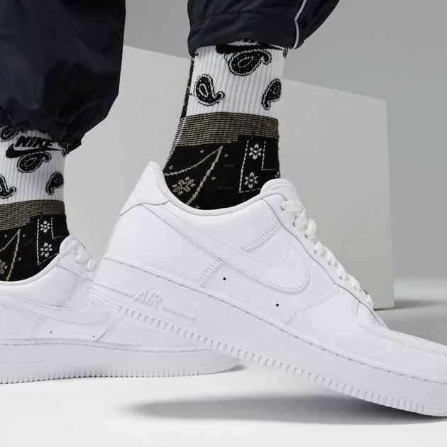Мужские кеды низкие Nike Air Force 1 \'07 DV3808-104 40 (7US) 25 см Белые (19759363933215) - изображение 10