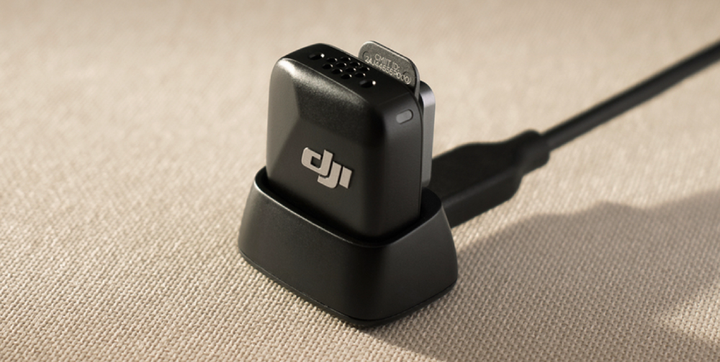 Передатчик радиосистемы DJI Mic Mini Transmitter (Arctic White) (CP.RN.00000430.01) - Фото 8 Передатчик радиосистемы DJI Mic Mini Transmitter (Arctic White) (CP.RN.00000430.01) - изображение 8