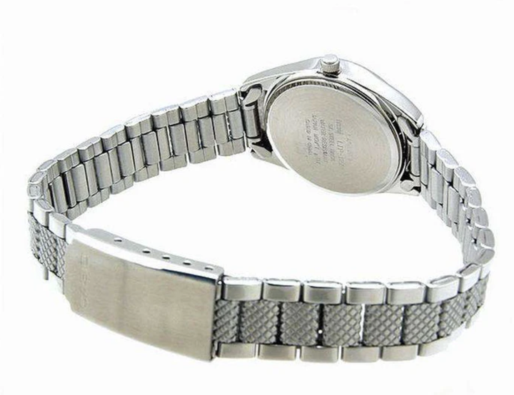 Жіночий годинник Casio LTP-1274D-7ADF у сріблястому кольорі. - зображення 3