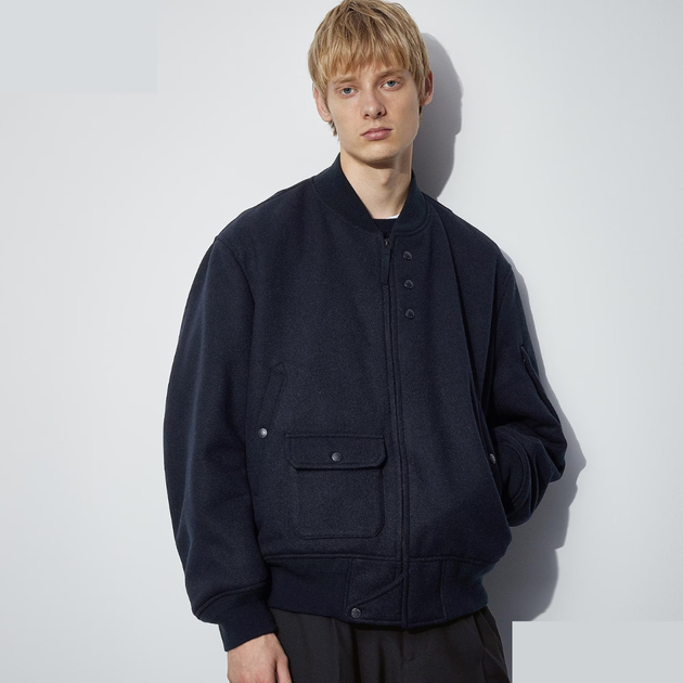 Стьобаний бомбер Uniqlo розмір М синій (467597) - Фото 1 Стьобаний бомбер Uniqlo розмір М синій (467597) - изображение 1