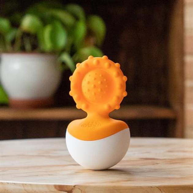 Gryzak Fat Brain Toys Dimpl Wobl pomarańczowy (0811802024442) - obraz 3