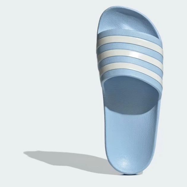 Женские шлепанцы для пляжа Adidas Adilette Aqua IE8919 40.5 (8US/7UK) 25.5 см Голубые (4067893960602) - Фото 6 Женские шлепанцы для пляжа Adidas Adilette Aqua IE8919 40.5 (8US/7UK) 25.5 см Голубые (4067893960602) - изображение 6