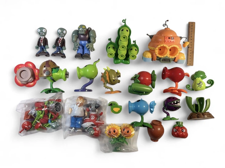 Корзина игрушек героев из игры Plants vs Zombies Растения против