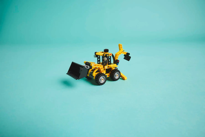 Конструктор LEGO Technic Екскаватор-навантажувач 104 елементи (42197) - зображення 12