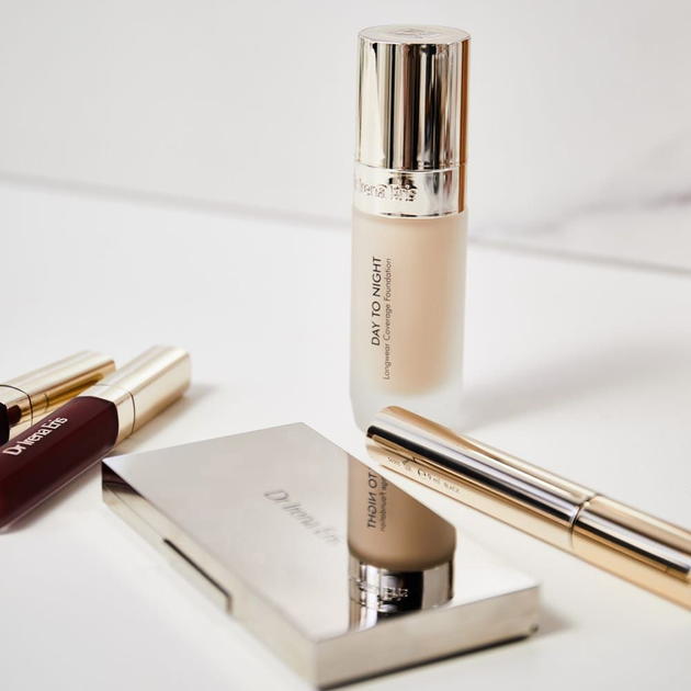 Тональна основа Dr Irena Eris Day to Night 040W Natural 30 мл (5900717567177) - зображення 4