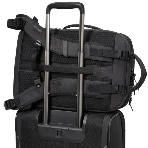 Рюкзак для ноутбука Victorinox TOURING 2.0/Black 612118 - Фото 10 Рюкзак для ноутбука Victorinox TOURING 2.0/Black 612118 - изображение 10