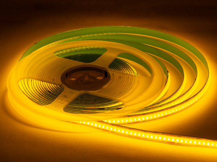 Світлодіодна стрічка COB 320led-8mm-12V IP20 12W/m 600lm/m жовтий LEDUA - зображення 4