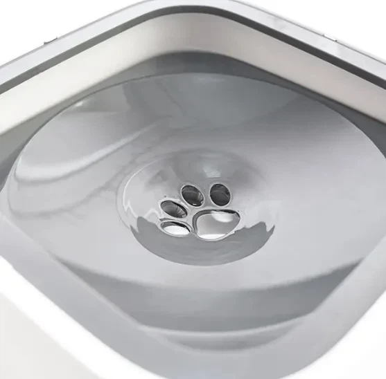 Миска-поїлка для тварин RIAS Magic Bowl з плаваючим диском 1.5L White (3_05794) - зображення 5