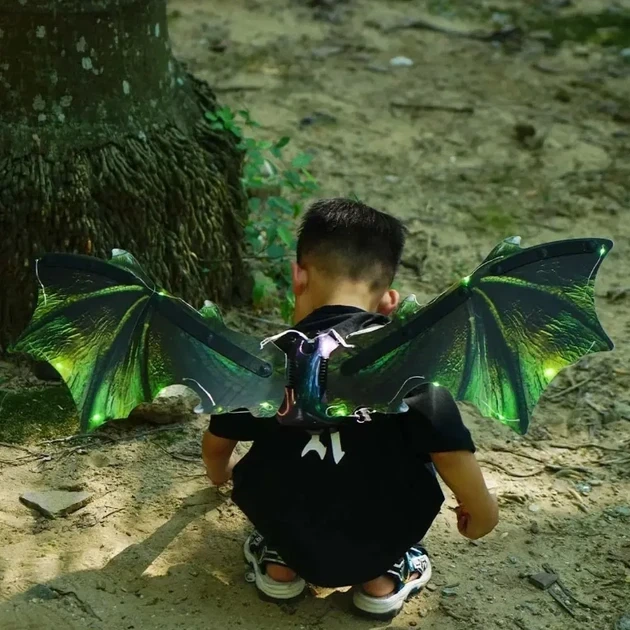 Рухомі електричні крила для дітей RIAS Shadow Angel №622 з підсвічуванням Black-Green (3_05814) - Фото 6 Рухомі електричні крила для дітей RIAS Shadow Angel №622 з підсвічуванням Black-Green (3_05814) - зображення 6