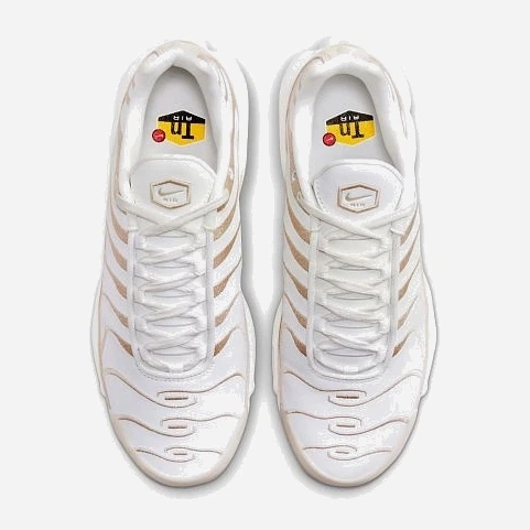 Buty sportowe damskie Nike Air Max Plus Prm DZ2832-101 41 (9.5US) 26.5 cm Beżowe (196604348867) - obraz 3