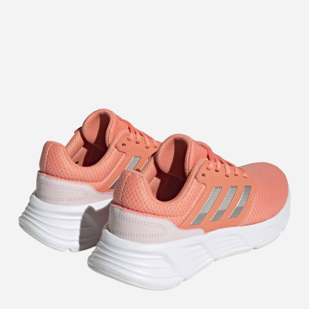 Buty do biegania damskie adidas Galaxy 6 W HP2405 42 Koralowe (4066748929252) - obraz 3
