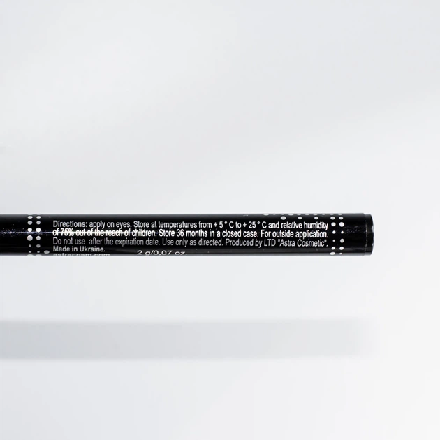 Підводка-фломастер для очей Colour Intense Eyeliner Vinyl - Фото 4 Підводка-фломастер для очей Colour Intense Eyeliner Vinyl - зображення 4