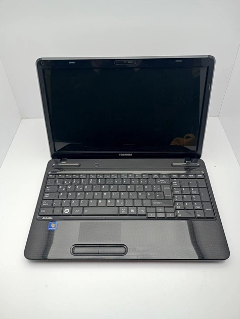 Ноутбук Toshiba Satellite L650 / 15.6" (1366x768) TN / Intel Core i3-380M (2 (4) ядра по 2.53 GHz) / 6 GB DDR3 / 750 GB HDD / Intel HD Graphics / WebCam б/у - изображение 2