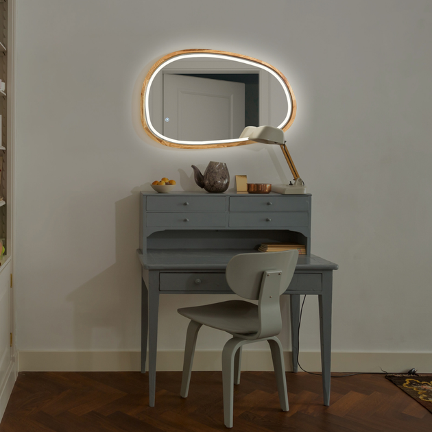 Дзеркало асиметричне дерев'яне з LED-підсвіткою Luxury Wood Dali Natural Oak Дуб 55x85 см - зображення 6