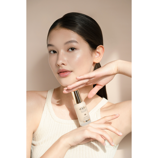 Тональная сыворотка D'Alba Skin Fit Serum Foundation SPF 50 PA+++ №23 срок годности до 26.04.2027 30 мл - изображение 2