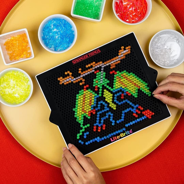 Настільна гра Basic Fun Stranger Things Lite Brite (885561022957) - зображення 3