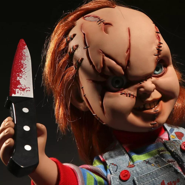 Лялька Mezco Toyz Chucky Child's Play зі звуком 38 см (696198780031) - зображення 4