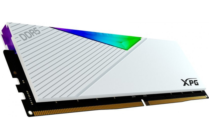 Pamięć RAM ADATA DDR5-6000 16384MB PC5-48000 XPG Lancer RGB White (AX5U6000C3016G-CLARWH) - obraz 2