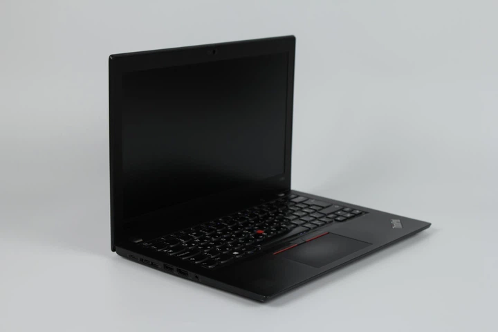 Ультрабук Lenovo ThinkPad X280 i5-8250U / 16 гб / ssd 256 гб