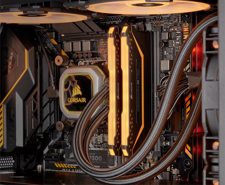 Оперативна пам'ять Corsair DDR4-3200 16384MB PC4-25600 (Kit of 2x8192) Vengeance RGB Pro Black (CMW16GX4M2E3200C16-TUF) - зображення 5