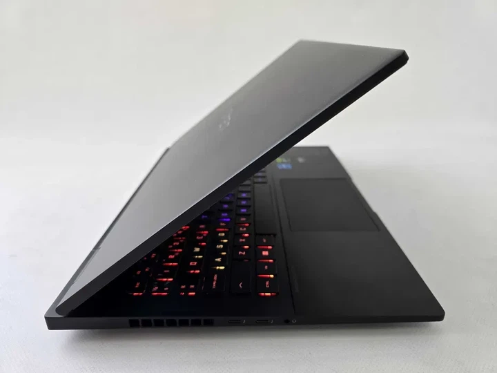Ноутбук HP OMEN 16 (2023) I7 13700HX/RTX 4070/RAM 16GB/SSD 512GB/240Hz Б\В - Фото 5 Ноутбук HP OMEN 16 (2023) I7 13700HX/RTX 4070/RAM 16GB/SSD 512GB/240Hz Б\В - изображение 5