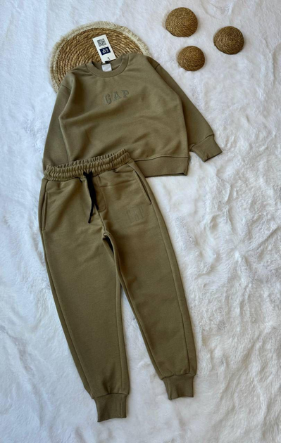Спортивный костюм для мальчика GAP 116 см оливковый от продавца ...
