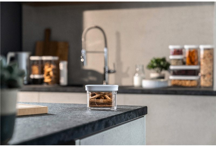 Пластиковий контейнер Zwilling Fresh & Save Cube S сірий 320 мл (4009839663727) - зображення 4