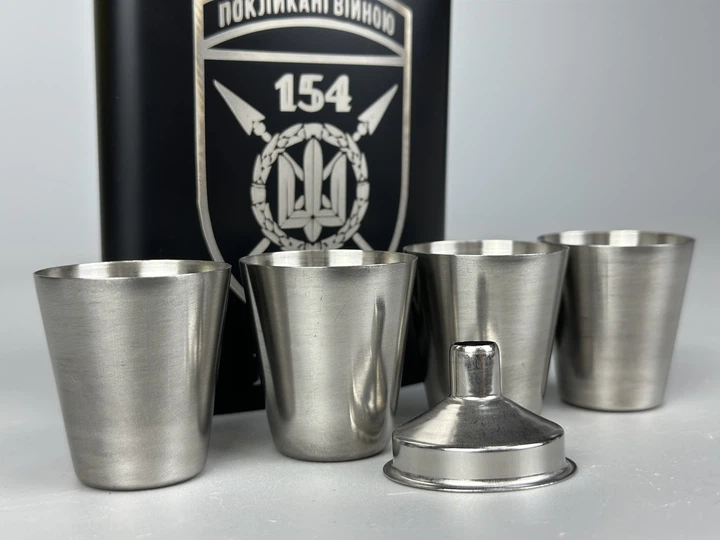 Подарочный набор 154 ОМБр - фляга с рюмками - изображение 3