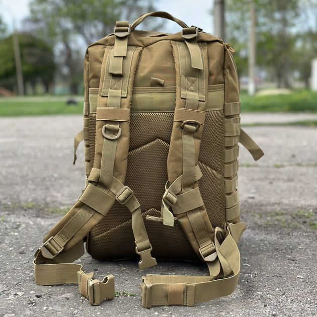 Военный тактический рюкзак 50л штурмовой Oxford 800D с системой крепления MOLLE водостойкий на 2 лямки Койот - изображение 6