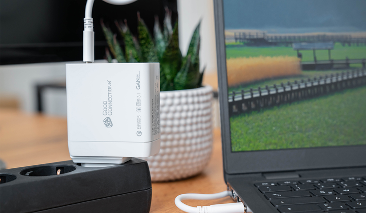 Зарядний пристрій для телефона Good Connections 140 W USB-C White (PCA-W006W) - зображення 5