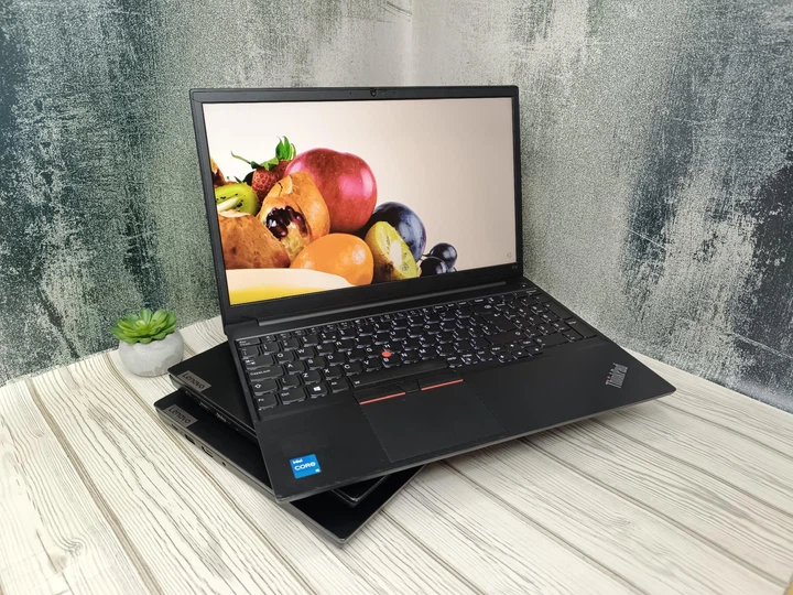 Ноутбук-Бізнес серії Lenovo ThinkPad E15 G2  15.6