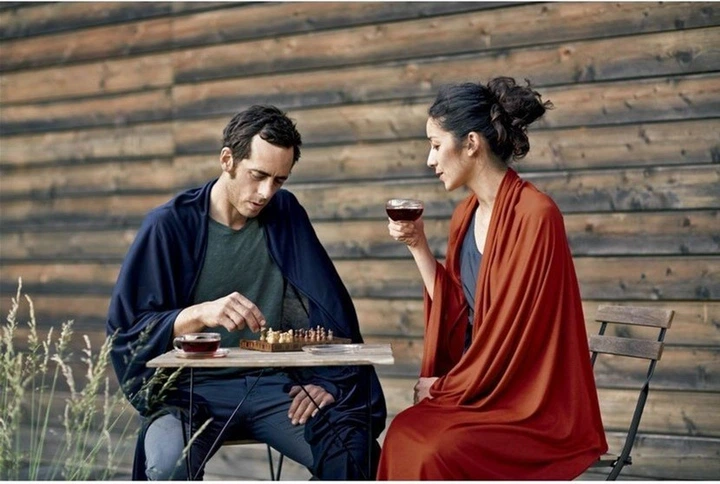 Koc turystyczny Cocoon z owczej wełny i jedwabiu 180 x 140 cm Graphite Blue (0799696108427) - obraz 3