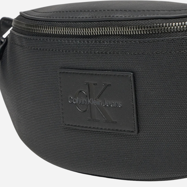 Сумка бананка чоловіча Calvin Klein K50K512998-BEH Чорна (8721107051253) - зображення 4