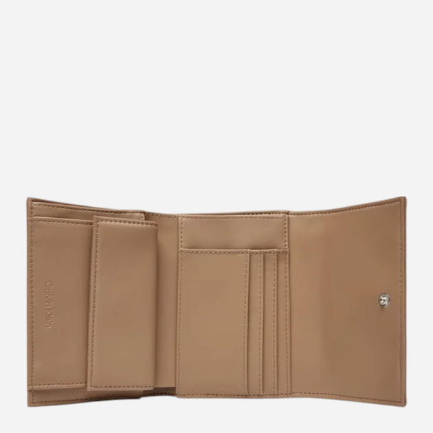 Portfel damski na karty Calvin Klein K60K612851-PAI Jasnobrązowy (8721107063393) - obraz 3